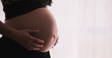 Mulheres com AR: uso de TNFi durante a gravidez associado a aumento de peso dos bebés